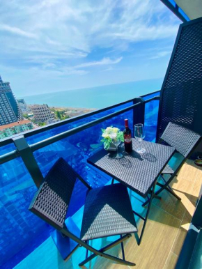 Lovely Orbi City Sea View